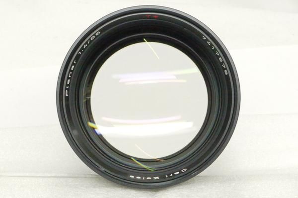 コンタックス プラナー 85mm F1.4 MMJ フード、フィルター付 コンタックス プラナー 85mm F1.4 MMJ フード、フィルター付