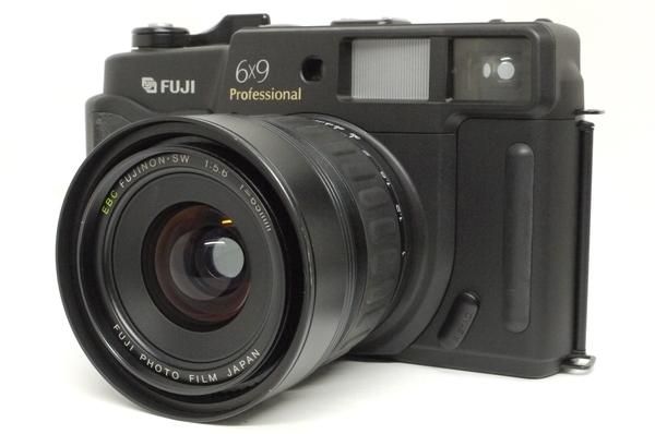 フジフィルム GSW690Ⅲ Professional 美品 - 日進堂カメラ
