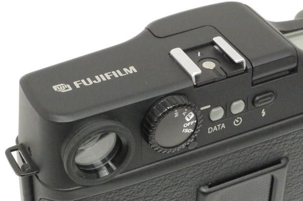 フジフィルム GA645W Professional フード、フィルター付 美品 フジフィルム GA645W Professional フード、フィルター付 美品