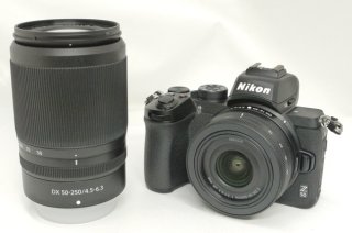 ニコン Z50 (DX 16-50＋DX 50-250 Kit) 元箱、保証書、一式付 新品同様