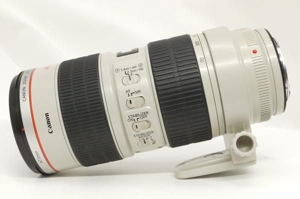 キャノン EF 70-200mm F2.8L IS USM フード、フィルター付 キャノン EF 70-200mm F2.8L IS USM フード、フィルター付