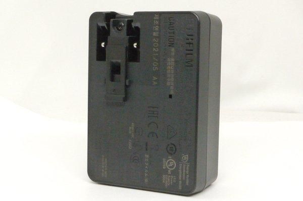 富士フィルム 充電器 BC-W126S 元箱付 新品同様 - 日進堂カメラ