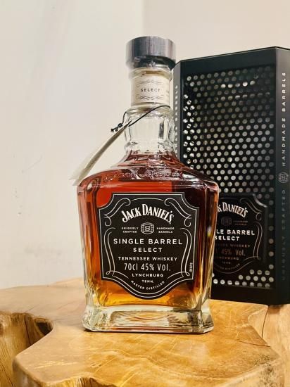 ジャックダニエル シングルバレル / 700ml 45% ジャックダニエル シングルバレル / 700ml 45%