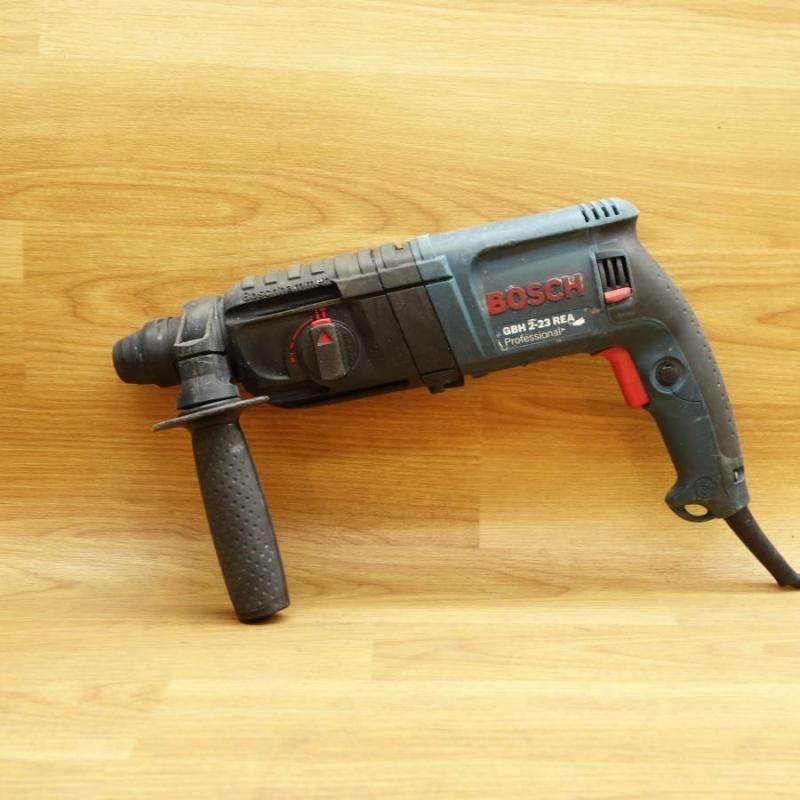 BOSCH/ボッシュ 吸じんハンマードリル SDSプラスシャンク GBH2-23REA 【愛知店】 - 中古電動工具の無限堂