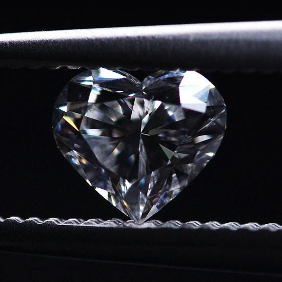 Dカラー IF 目ざとく ハートシェイプセット！0.30ct/0.31ct/RT2681