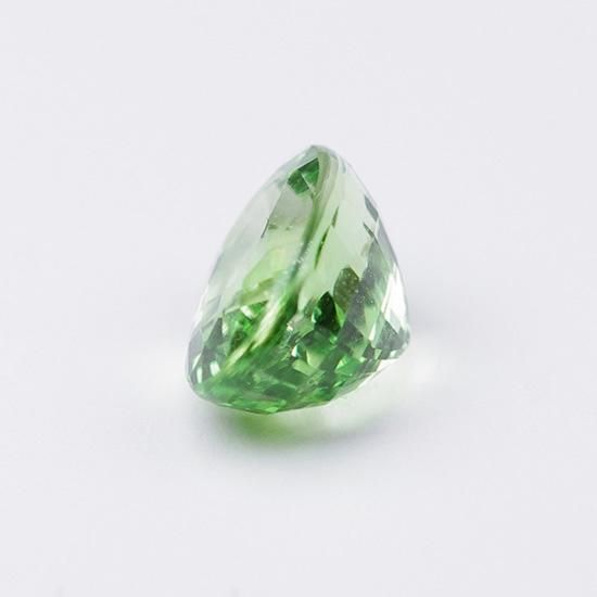 天然カラーストーン 1.78ct ミントガーネット オーバル - Lamp