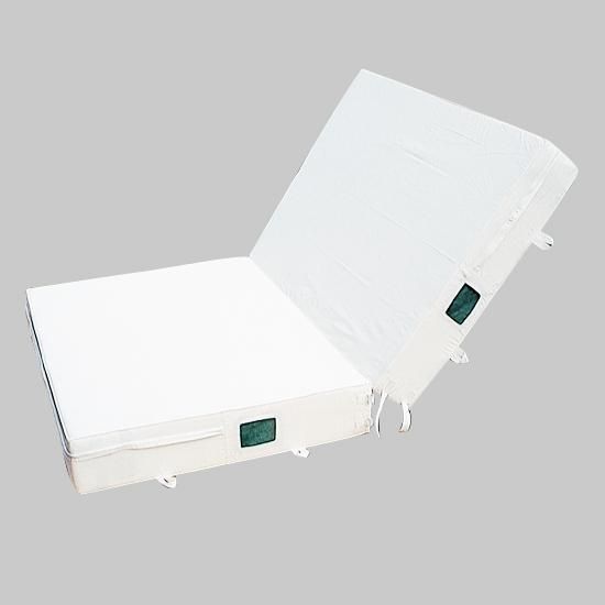 【※愛知 直接引取り限定】エバーマット×2枚セット 元値14.5万】体操用エバーマット 200*300*30 二つ折