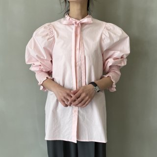 <img class='new_mark_img1' src='https://img.shop-pro.jp/img/new/icons8.gif' style='border:none;display:inline;margin:0px;padding:0px;width:auto;' />2way iro blouse(pink)