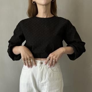 <img class='new_mark_img1' src='https://img.shop-pro.jp/img/new/icons56.gif' style='border:none;display:inline;margin:0px;padding:0px;width:auto;' />eyelet lace blouse(black)