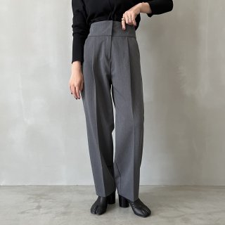 <img class='new_mark_img1' src='https://img.shop-pro.jp/img/new/icons56.gif' style='border:none;display:inline;margin:0px;padding:0px;width:auto;' />suspender curve trousers(GY)