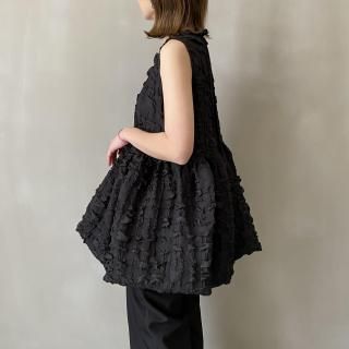 <img class='new_mark_img1' src='https://img.shop-pro.jp/img/new/icons64.gif' style='border:none;display:inline;margin:0px;padding:0px;width:auto;' />emboss 2way dress(BK)