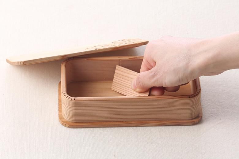 楽天市場】長方形お弁当箱(中) 雲紋柄 おひつのようなおべんとう