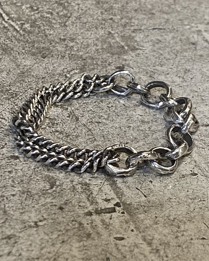 CARVED LINK AND CURB CHAIN BRACELET】 - Time is on