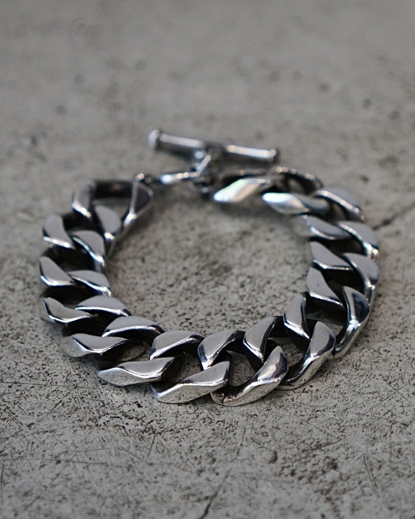 HEAVY CARVED CHAIN BRACELET