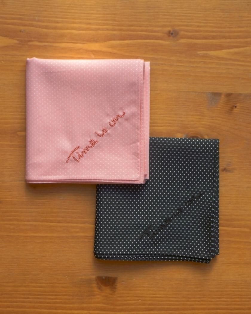 DOTS HANDKERCHIEF