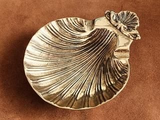 <{$history[num].name}>