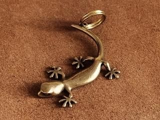 <{$history[num].name}>