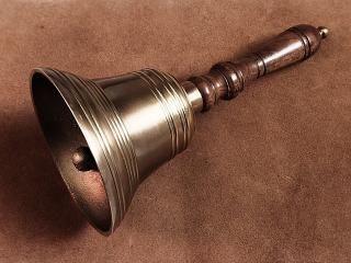 <{$history[num].name}>