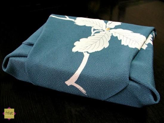 風呂敷専門店ふろしきや本店｜柏の風呂敷｜外国へのお土産