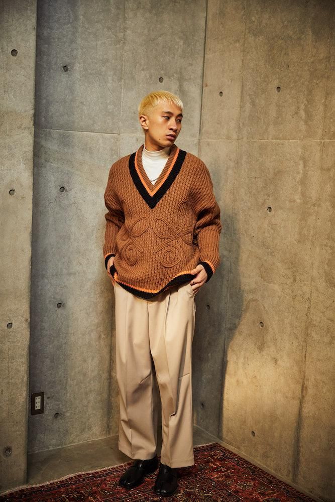日本未発売 【TAUPE/トープ】ディジージャガードVネックニット サイズ