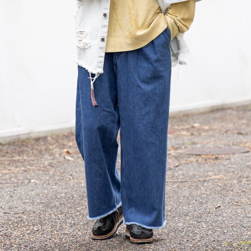 <img class='new_mark_img1' src='https://img.shop-pro.jp/img/new/icons2.gif' style='border:none;display:inline;margin:0px;padding:0px;width:auto;' />KUON 12.5oz Denim Wide Trousers 114PT030700 color:Indigo
