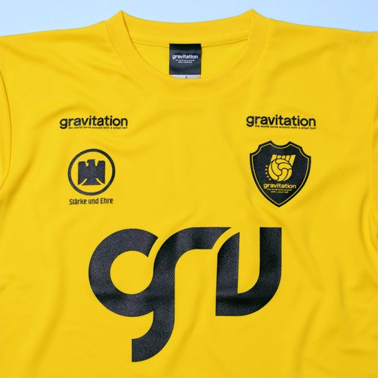 サッカー、フットサルでの着用に最適な多機能ドライシャツ『GRV プラクティスシャツ』 - サッカーTシャツ│gravitation