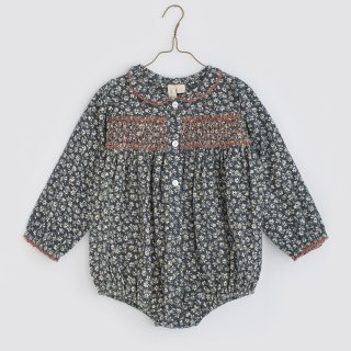 <img class='new_mark_img1' src='https://img.shop-pro.jp/img/new/icons14.gif' style='border:none;display:inline;margin:0px;padding:0px;width:auto;' />little cotton clothes<br>emilie smocked romper<br>floral in cove blue<br>(12-18m,18-24m,2-3y)