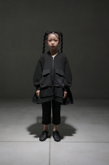 共布替えボタン付 前後フリルGARCONS ジャケットギャルソン VIVIANO 共布替えボタン付 前後フリルGARCONS ジャケットギャルソン