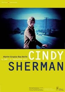 Cindy Sherman｜シンディ・シャーマン - BALLOON｜ポスター専門