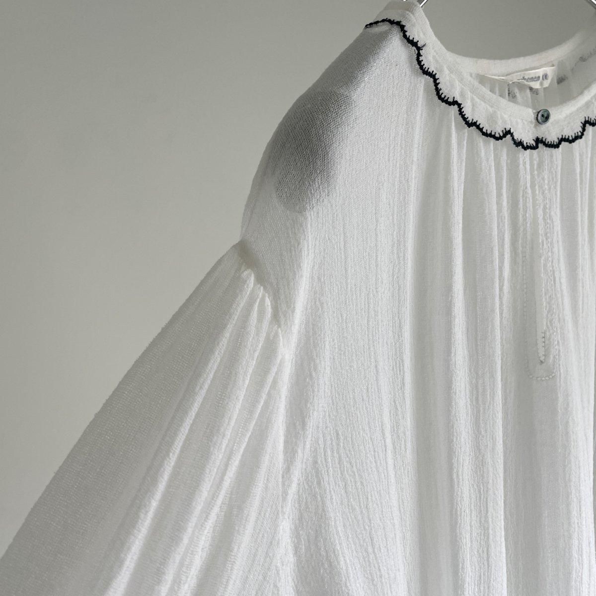 ミナ ペルホネンfog net ハーフスリーブブラウス – white – | Shoka: