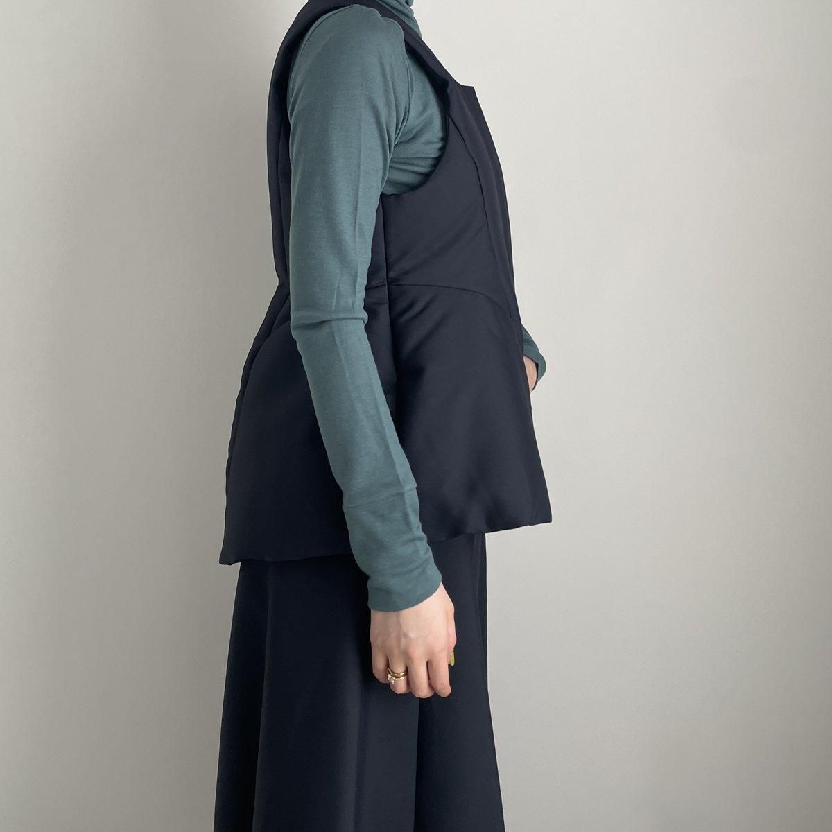 TENNE HANDCRAFTED MODERN velvet vestの通販 by ポンちゃん's