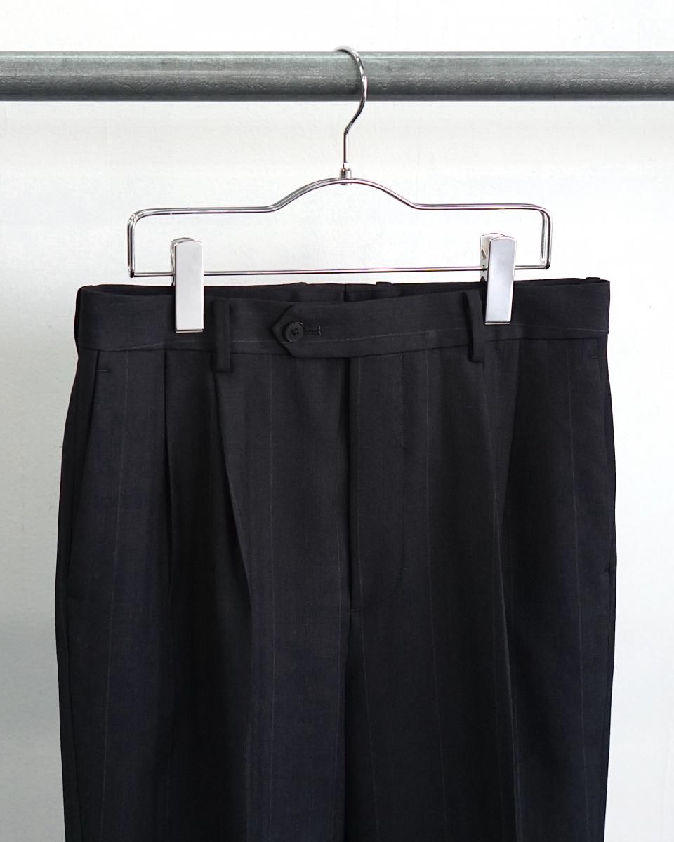 25SS AURALEE BLUEFACED WOOL TWO-TUCK SLACKS / A25SP02BA*PT 25SS AURALEE BLUEFACED WOOL TWO-TUCK SLACKS / A25SP02BA*PT