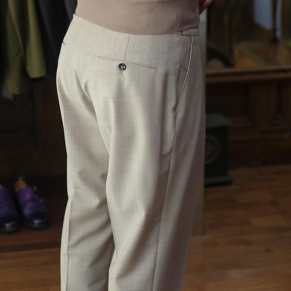 セール30%off】ベルウィッチ スコッチ 2プリーツテーパード ウール