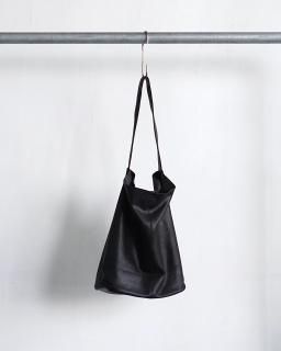 バッグ - ARTHUR FASHION WORLD バッグ - ARTHUR FASHION WORLD