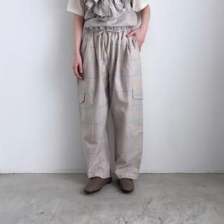 BUNON Embroidery Tuck Pants /BN2507*PT#IT - ARTHUR FASHION WORLD BUNON Embroidery Tuck Pants /BN2507*PT#IT - ARTHUR FASHION WORLD