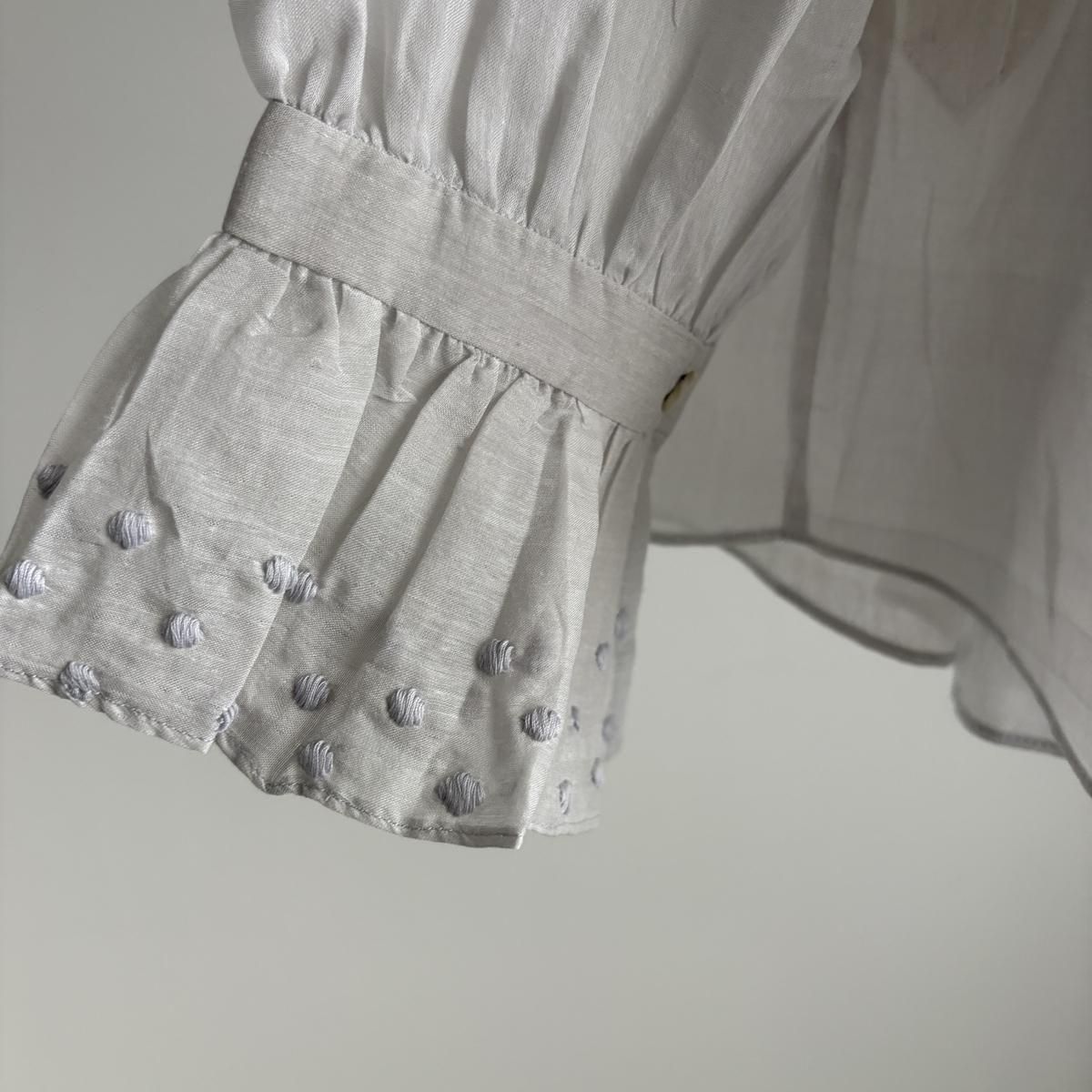 トップス BUNON Cotton Silk Khadi Gather Blouse Bunon Embroidery Ribbon Gather Blouse - Khadi Cotton Silk