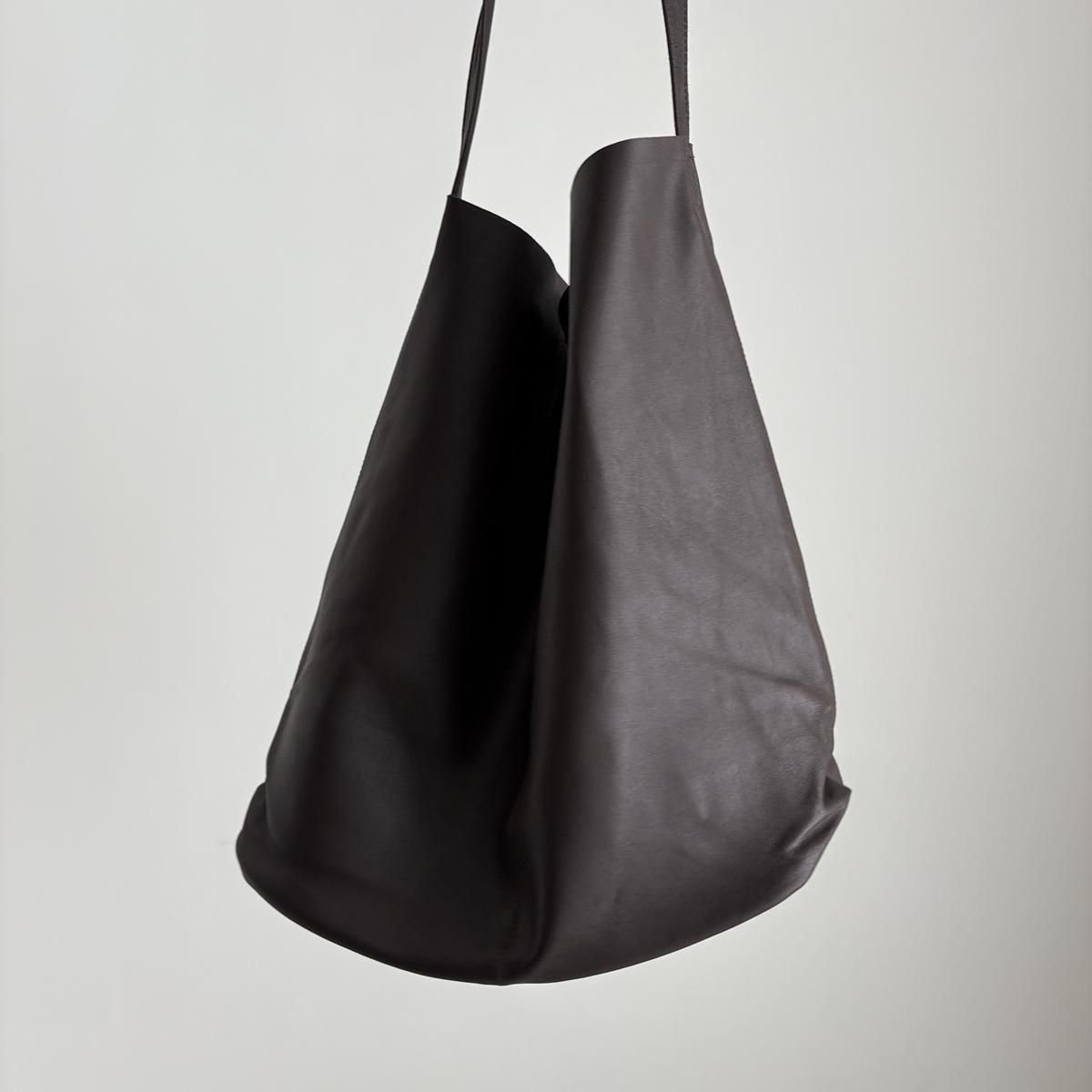 土日値下【未使用品】morphee 3way large tote Morphee 3way Large tote : Black – Navyblue