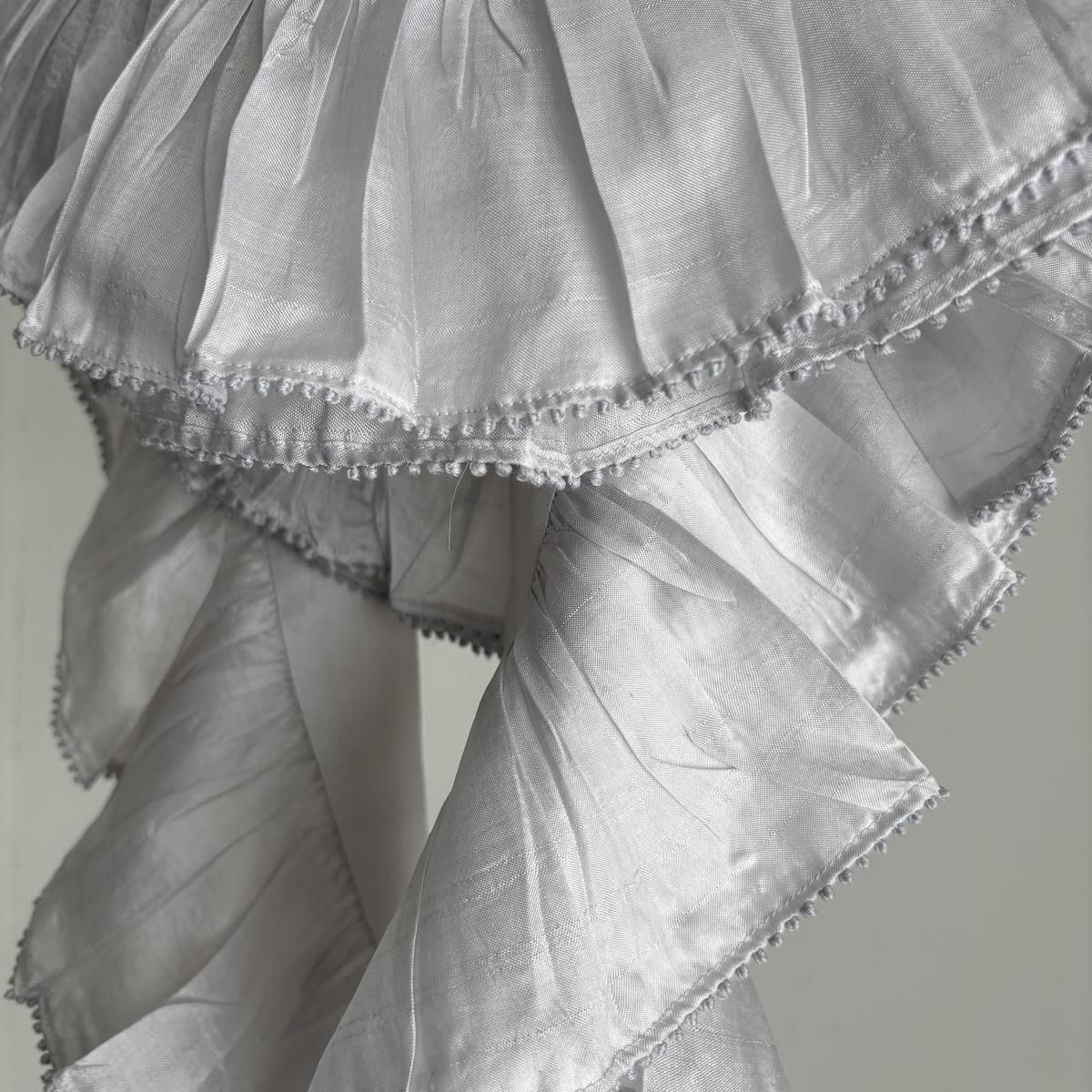 BUNON Kahdi Silk Ruffle Stole/BN2541*SF#IT - ARTHUR FASHION