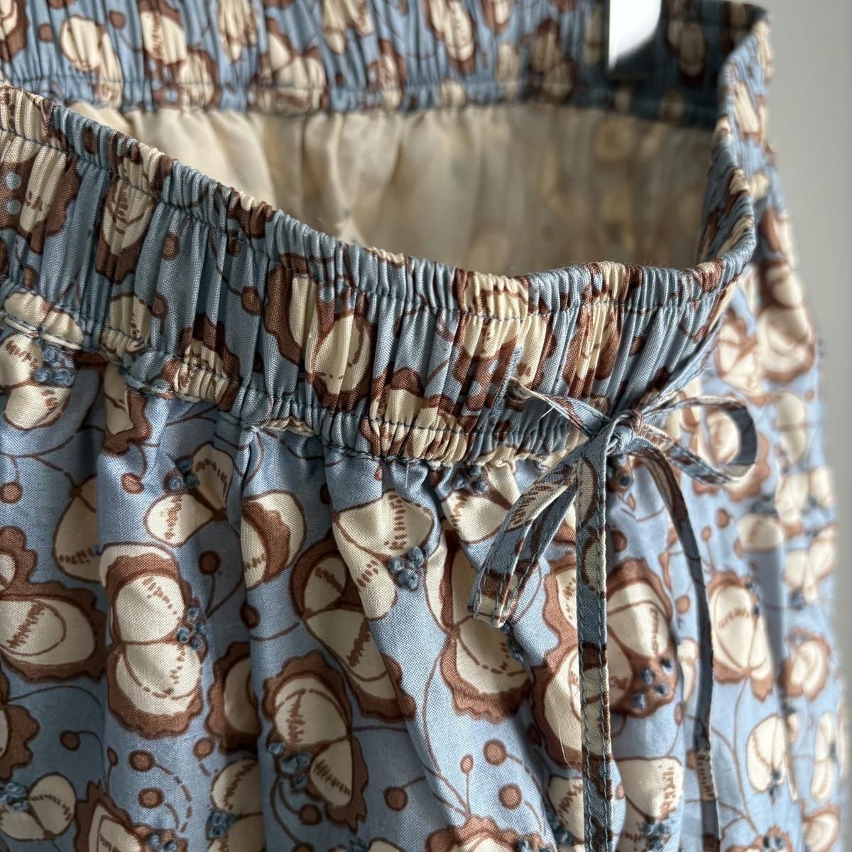 BUNON Kahdi Silk Flower Print ＆ Embroidery Tuck Pants /BN2563*PT