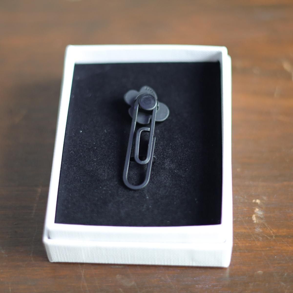 h*n様 LARDINI ラルディーニ ブートニエール 黒 クリップタイプ 新品【LARDINI ラルディーニ】NEWデザイン 純正クリップ型