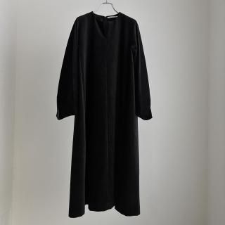 <img class='new_mark_img1' src='https://img.shop-pro.jp/img/new/icons13.gif' style='border:none;display:inline;margin:0px;padding:0px;width:auto;' />10 HANDCRAFTED MODERN velvet dress (٥դ) /0030*OP#IT