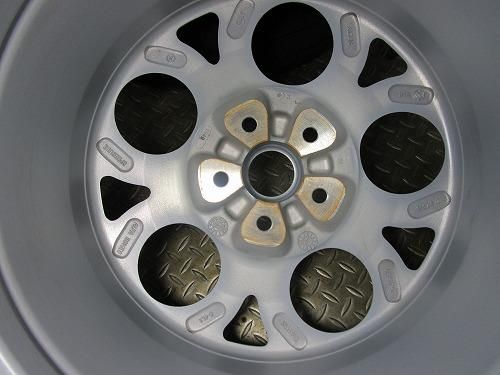 147・156など☆美品 アルファロメオ純正ホイール☆超バリ山 147・156など☆美品 アルファロメオ純正ホイール☆超バリ山