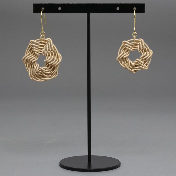 あみあみ ピアス [ベージュ]｜tietie kanazawa - 縁煌 (えにしら