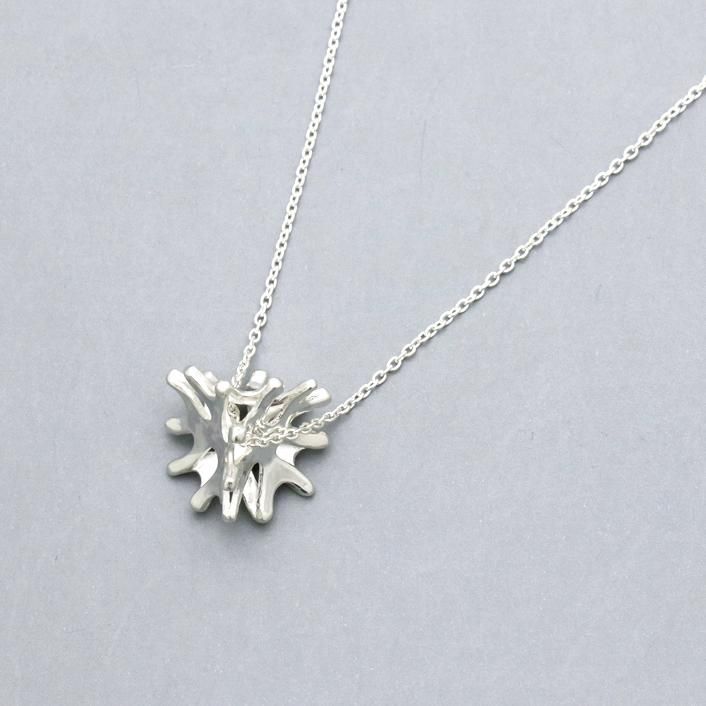 ✳️ハイクオリティ✨トゲトゲ✨シルバー✨ピアス✨リングネックレスブレスレット別売 ✳️ハイクオリティ✨トゲトゲ✨シルバー✨ピアス✨リング