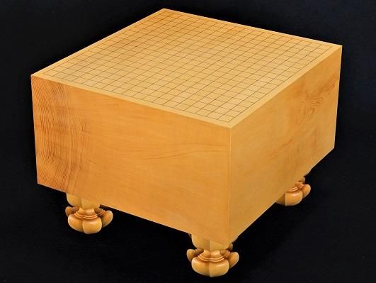 676】送無 囲碁盤 柾目 脚付き 基盤 厚み約14cm 重さ約14.2kg
