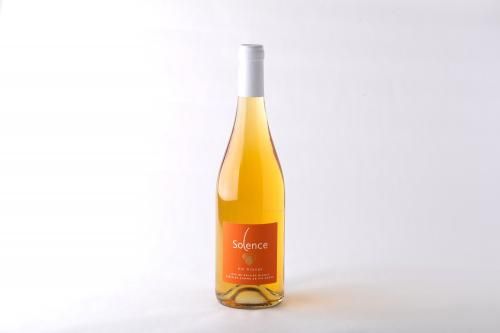 <span style="font-size:medium;">ɥ᡼̡ 󡦥</span><p>Solence vin orange</p>