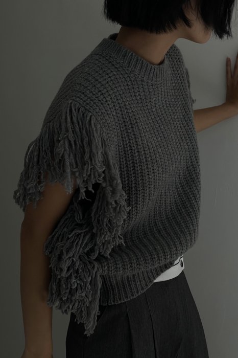 fringe sleeve wool knit<br>gray