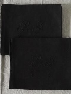 Serviettes noir (RT)