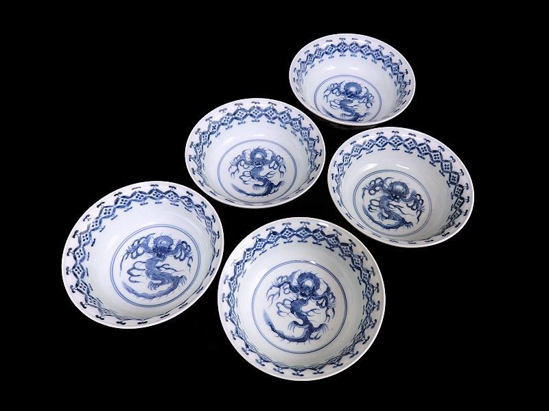 古伊万里　染付　七宝紋に梅の図　膾皿　５客　381AS-CAv 古伊万里 染付 七宝紋に梅の図 膾皿 5客 381AS-CAv