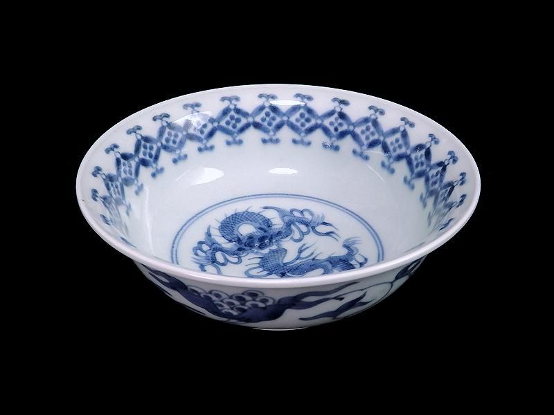 古伊万里　染付　七宝紋に梅の図　膾皿　５客　381AS-CAv 古伊万里 染付 七宝繋ぎ紋に龍の図 膾皿 5枚セット